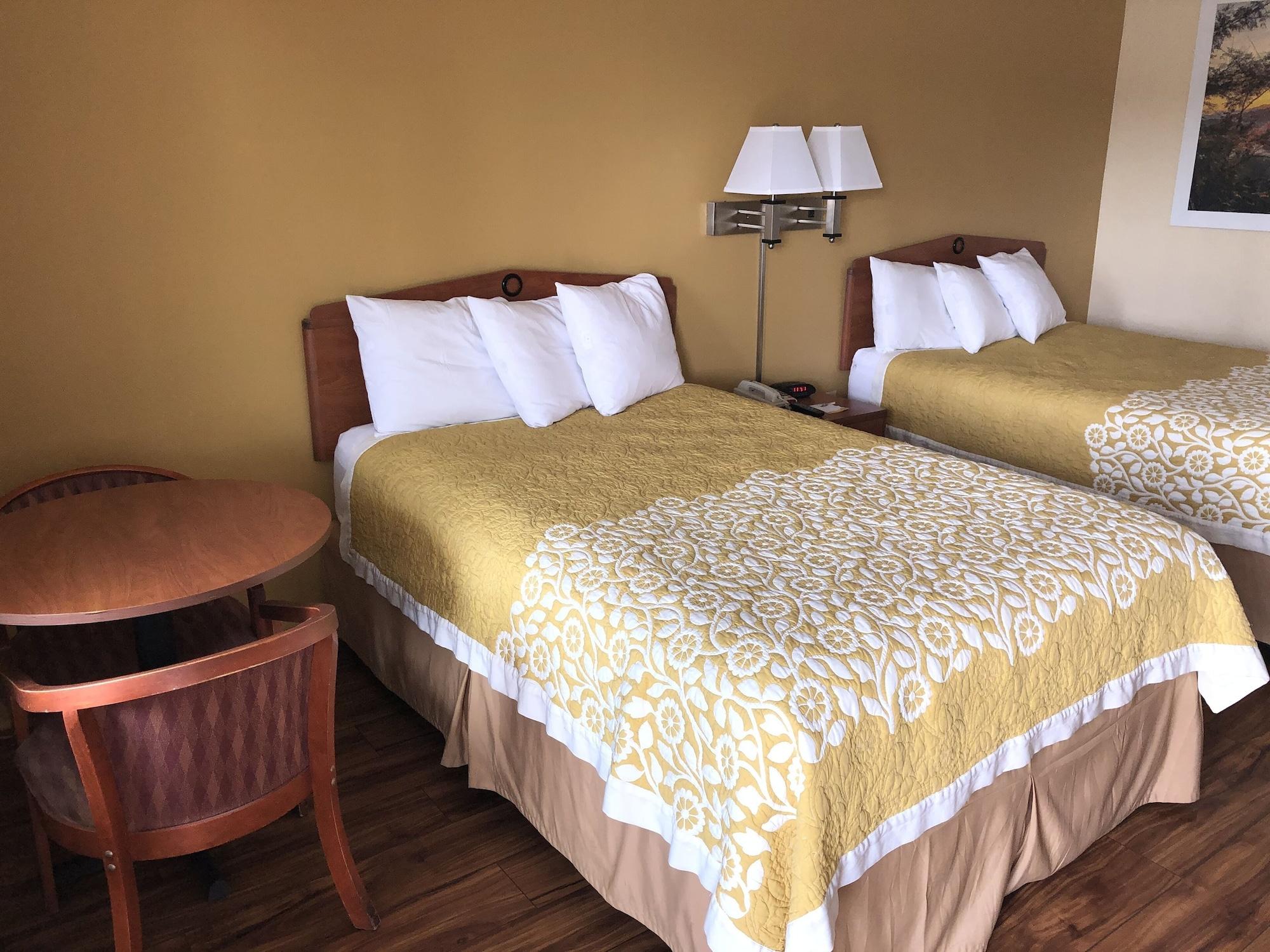 Days Inn By Wyndham Clarksville Tn Eksteriør billede
